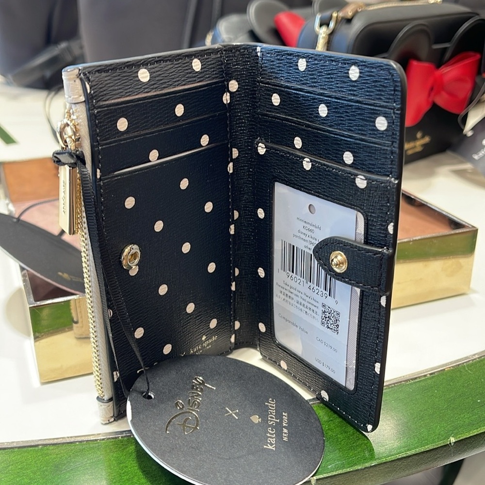 Kate Spade Disney X Kate Spade New York Minnie Small Slim Bifold Wallet

NWT - Picture 15 of 16